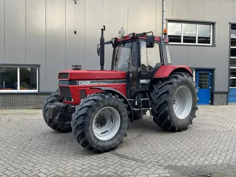 Case IH 1255 XL A (bj 1987)