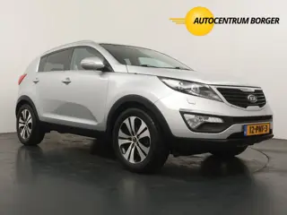 Kia Sportage 2.0 X-clusive Automaat / PanoramaDak / Leder / Trekhaak / Navi / Stoelverwarming