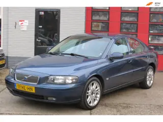 Volvo S60 2.3 T-5 , Schakel , 250 PK , NIEUWE APK