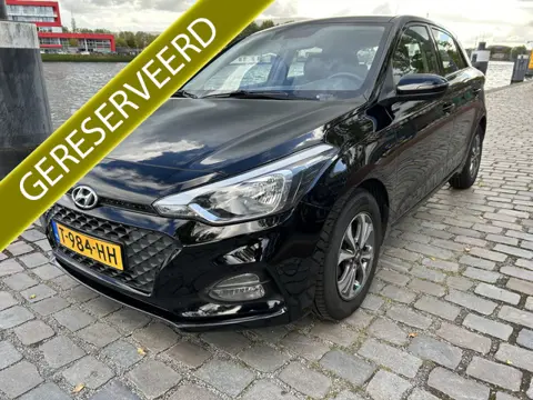 Hyundai i20 1.2 HP i-Motion Comfort 89.000 km ! airco/ecc keurige auto