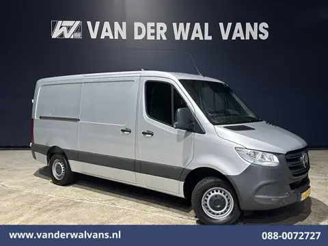 Mercedes-Benz Sprinter 314 CDI 143pk L2H1 Euro6 Airco | Camera | Apple Carplay | Chauffeursstoel And