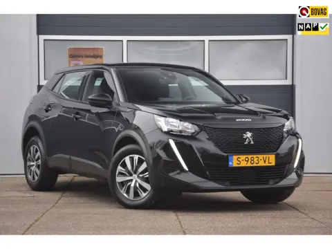Peugeot 2008 1.2 PureTech Active Pack NAVIGATIE FULL MAP/CRUISE CONTROL/16" ALL SEASON BANDEN