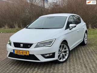 Seat LEON 1.8 TSI FR Connect / NAVI / LED / LEDER / PDC