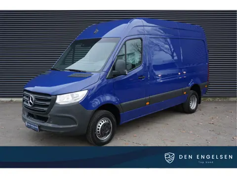 Mercedes-Benz Sprinter 516 160pk Automaat 5000kg L2H2 Dubbellucht Trekhaak Apple Carplay Camera