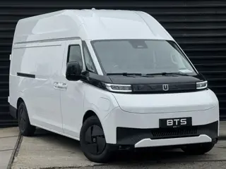 Farizon SV L3H3 106 kWh 270 Graden deuren Trekhaak 220v in laadruimte