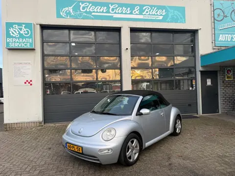 Volkswagen New Beetle Cabriolet 2.0 (bj 2004)