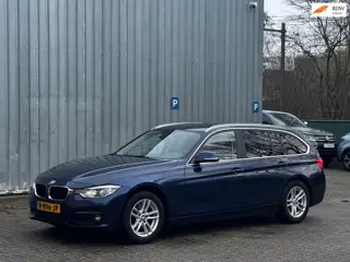BMW 3-serie Touring 320d High Executive / Adaptive Cruise / Sportinterieur!