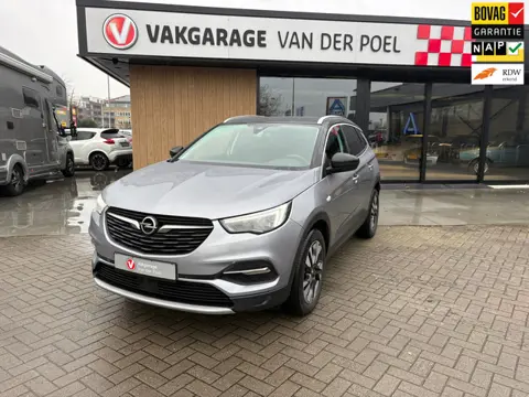 Opel Grandland X 1.2 Turbo Business Executive