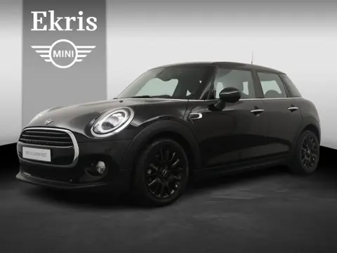 MINI 5-deurs Cooper Pepper | Cruise | PDC | Comforttoegang | LED |