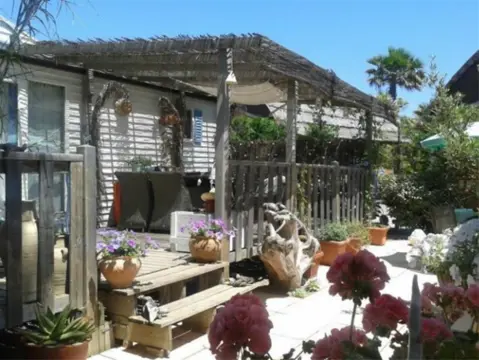 Stacaravan saint tropez camping kontiki