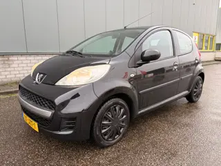 Peugeot 107 1.0-12V Sublime 5-deurs Airco