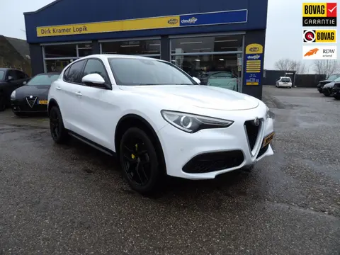 Alfa Romeo Stelvio 2.0 T AWD Super Q4 / Rijklaarprijs / Trekhaak