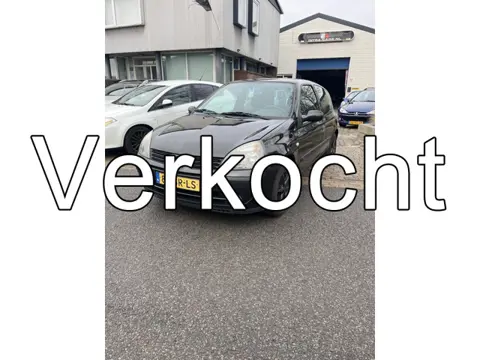 Renault Clio 1.2-16V Community Airco. Nette sportieve Clio. Prijs is inclusief een nieuwe Apk keurin