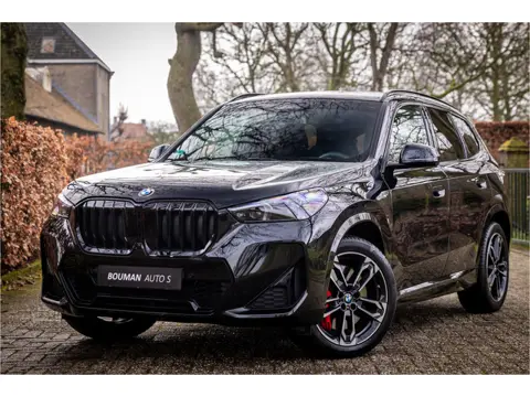 BMW X1 sDrive20i M Sport Pro Massage Harman Kardon ACC Panorama Trekhaak
