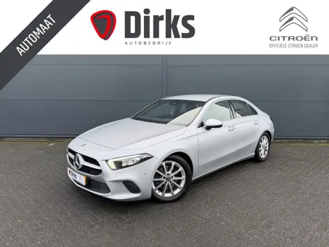 Mercedes-Benz A-Klasse 220 Advantage (Trekhaak - Automatische Airco - Navigatie - LED - Stoelverwarm