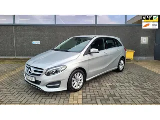 Mercedes-Benz B-klasse 180 122 pk Automaat Ambition *1e eigenaar*