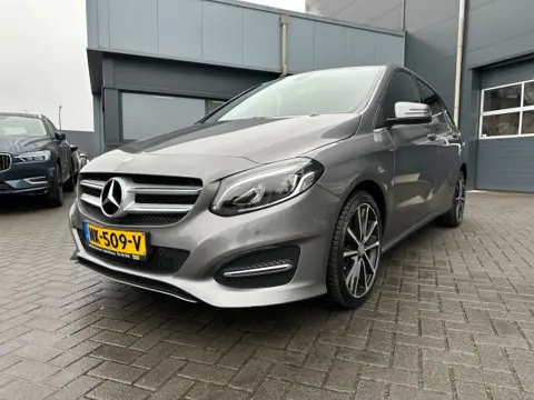 MERCEDES-BENZ B-KLASSE B 180 Ambition Navigatie 65000 KM !! org.ned. ! 