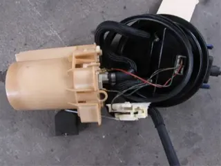 Opel Astra Type G 1.6 16 v Benzinepomp los op voorraad