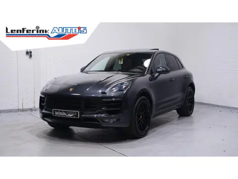 Porsche Macan 3.0 GTS Luchtvering Panodak Memory Bose Camera Alcantara hemel Rijklaar!
