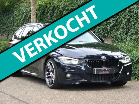 BMW 3-serie Touring M Sport Edition Panorama Apple CarPlay 19inch M Stuurverwarming