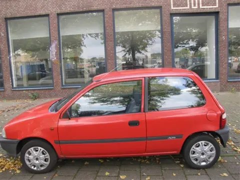 Suzuki Alto Rood Plaatwerk Sloopauto inkoop Den haag