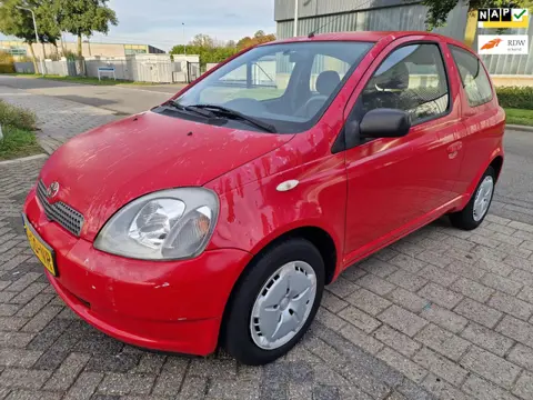 Toyota Yaris 1.0-16V VVT-i Luna, 1e eigenaar, Apk, Nap, Dealer onderhouden, Inruil mogelijk.