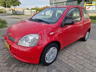 Toyota Yaris 1.0-16V VVT-i Luna, 1e eigenaar, Apk, Nap, Dealer onderhouden, Inruil mogelijk.