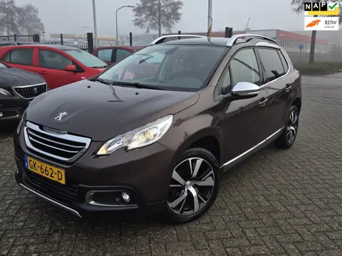 Peugeot 2008 1.2 PureTech Blue Lease Executive-PANO-AUTOMAAT
