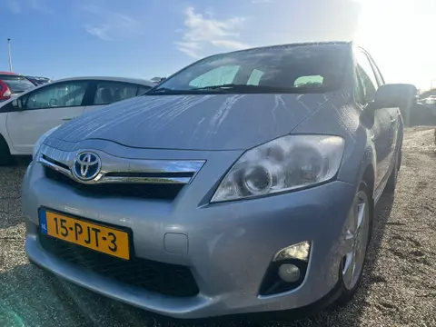 Toyota Auris 1.8 Full Hybrid Dynamic Clima Cruise Camera NL Auto NAP Laag Kms