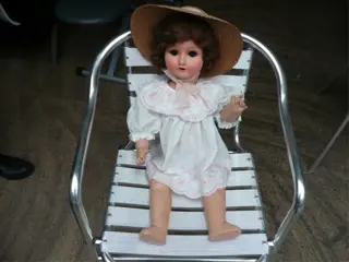 Antieke pop HV75 Hans Völker