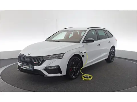 Škoda Octavia Combi 1.4 TSI RS iV PHEV Business | ACC | Stoelverwarming