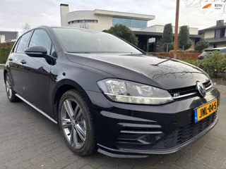 Volkswagen Golf 1.0 TSI Highline r-line digi dashboard automaat