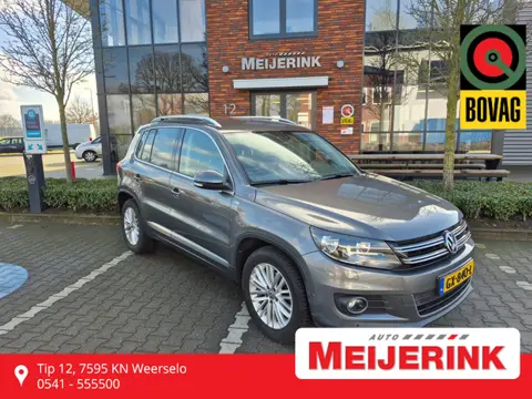 Volkswagen Tiguan 1.4 TSI Edition Automaat Navigatie, Trekhaak