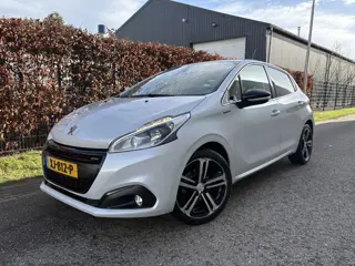 Peugeot 208 1.2 PureTech GT-line / NAVI / AIRCO ECC / CRUISE / 81dkm! NAP!