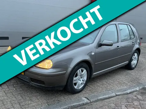 Volkswagen Golf 2.0 Highline