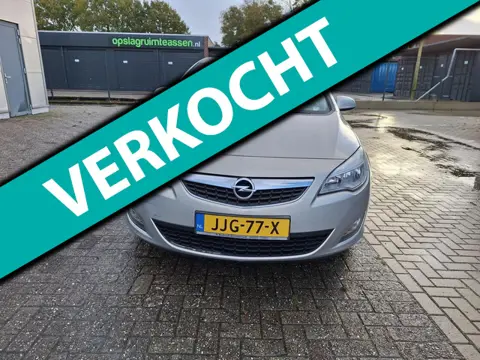 Opel ASTRA 1.4 Selection