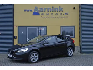 Volvo V40 1.5 T2 Polar + navigatie, winterpack, xenon, lm velgen