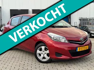 Toyota Yaris 1.4 D-4D-F Aspiration Dealer ondh. NAV APK NAP!