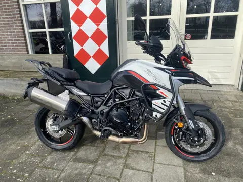 Benelli TRK 702 ABS (bj 2026)