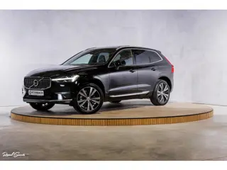 Volvo XC60 B4 Ultimate Bright | Adaptieve cruise | Panorama dak | Zwenkbare trekhaak | Head-up | Bli