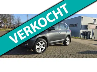 Toyota RAV4 2.0 VVTi Linea Sol met Nieuw A.P.K 4x4