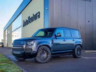 Land Rover Defender 110 2.0 P300e 110 X-Dynamic HSE Trekhaak l Schuif-/kantel Panorama dak l Black P