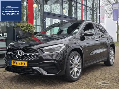 Mercedes-Benz GLA-klasse 250 e AMG Line | SOH 92% | Panodak | Navigatie | Sfeerverlichting | Cruise 