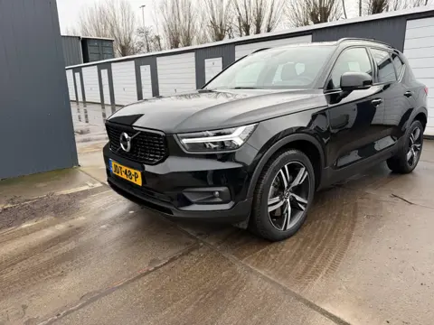 Volvo XC40 1.5 T5 Recharge Business Pro