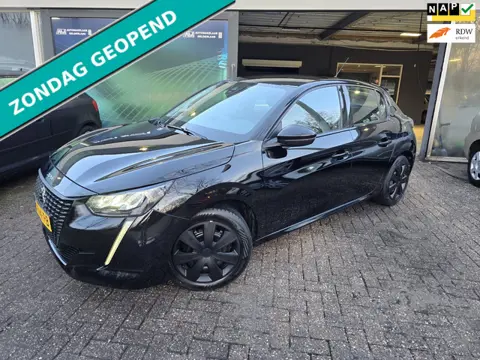 Peugeot 208 1.2 75PK Active | 12MND GARANTIE | CARPLAY | CRUISE | NIEUWE APK | TREKHAAK |