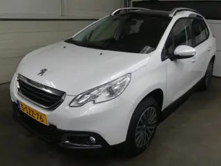 Peugeot 2008 1.2 VTi Active Pack Premium - Panoramadak - Navigatie
