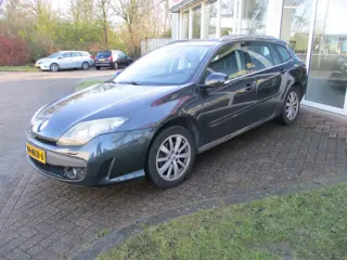 Renault Laguna Estate 2.0 16V Expression (bj 2010)