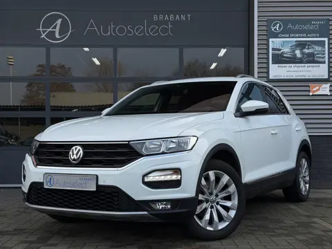 Volkswagen T-Roc 1.5 TSI Sport CarPlay Camera Virtual Dash