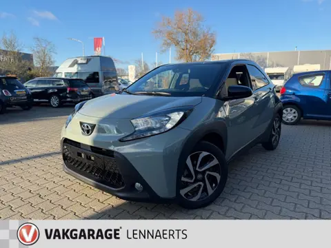 Toyota Aygo X 1.0 VVT-i S-CVT Pulse Automaat 5 JAAR GARANTIE (BOVAG/RIJKLAARPRIJS)
