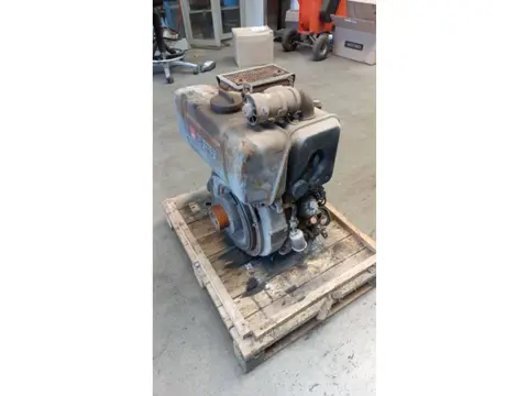 Hatz 1D81Z (bj 2007)